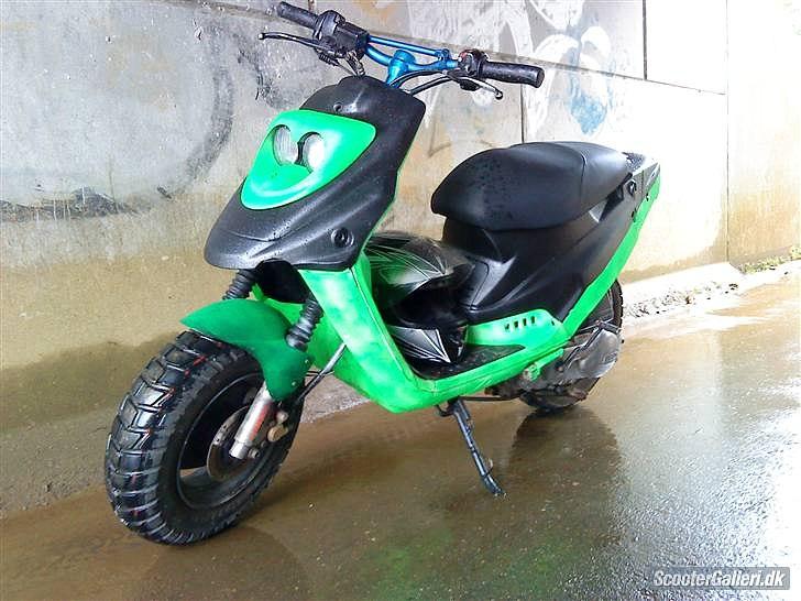 PGO Hot 50 : solgt billede 2