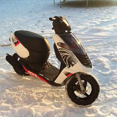Aprilia Sonic STD 