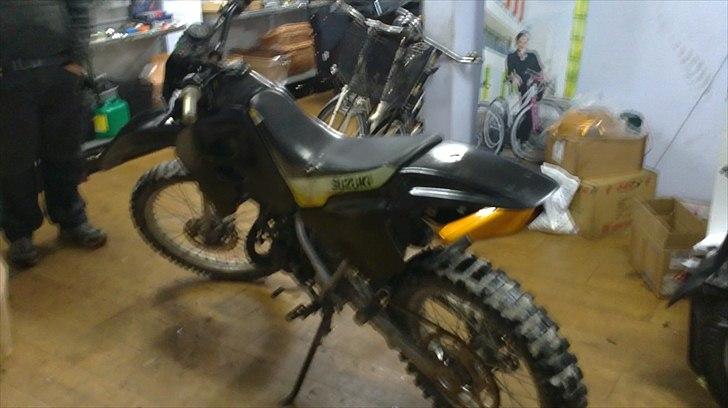 Suzuki Rmx  billede 3