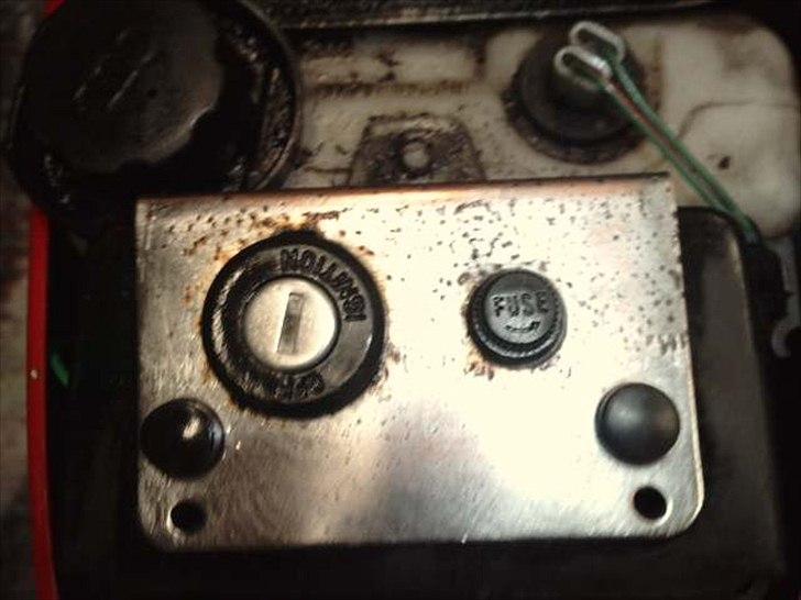 Honda melody - ekstra tændingslås under sædet billede 7