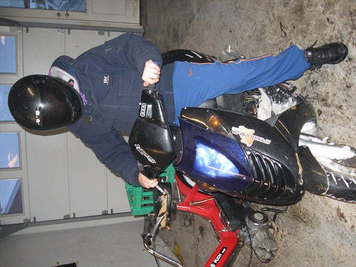 Aprilia sonic gp SOLGT billede 1