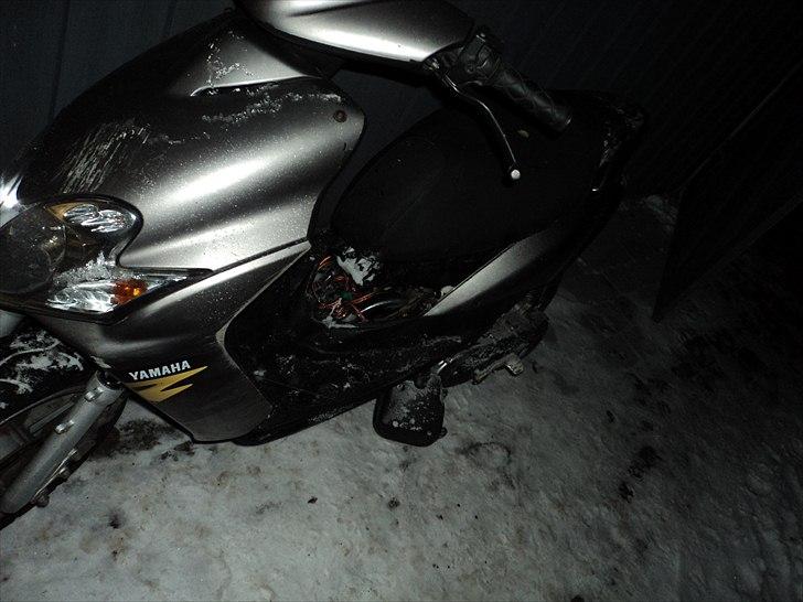 Yamaha jog r  SOLGT! billede 2