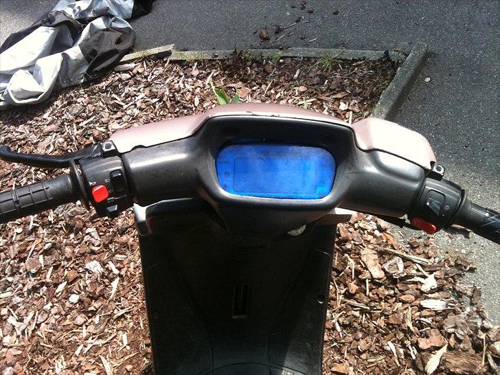 Yamaha BWS NG  Solgt - som den står nu og er til salg ! skriv for pris :P billede 13