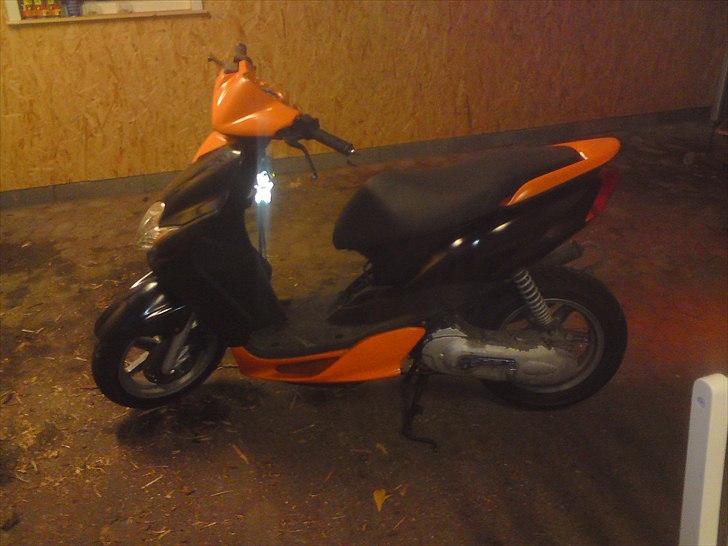 Yamaha jog r billede 2