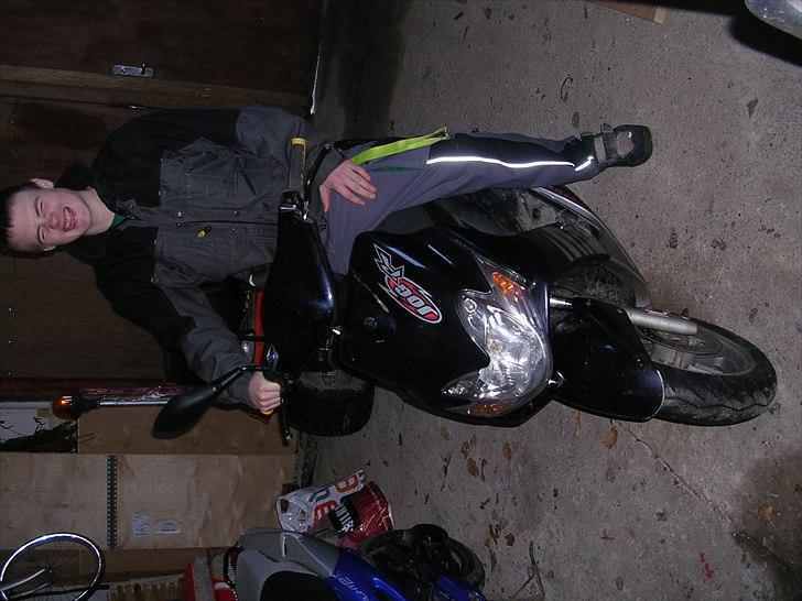 Yamaha jog r  solgt:D billede 7