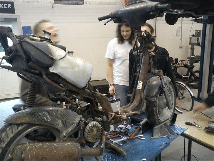 Aprilia Sr50 Replica billede 9