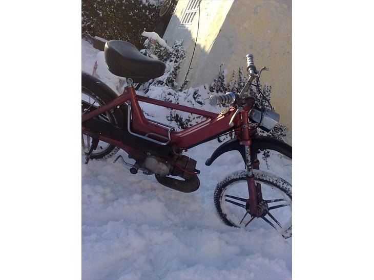 {{currentPhoto.altText}} billede {{currentPhoto.number}}