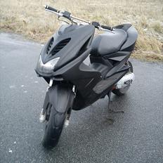 Yamaha Aerox ( SOLGT ) 