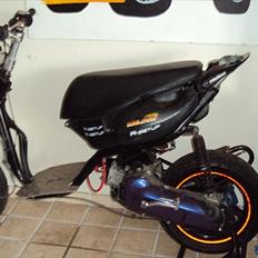 Aprilia sonrox PataNegrabyttet