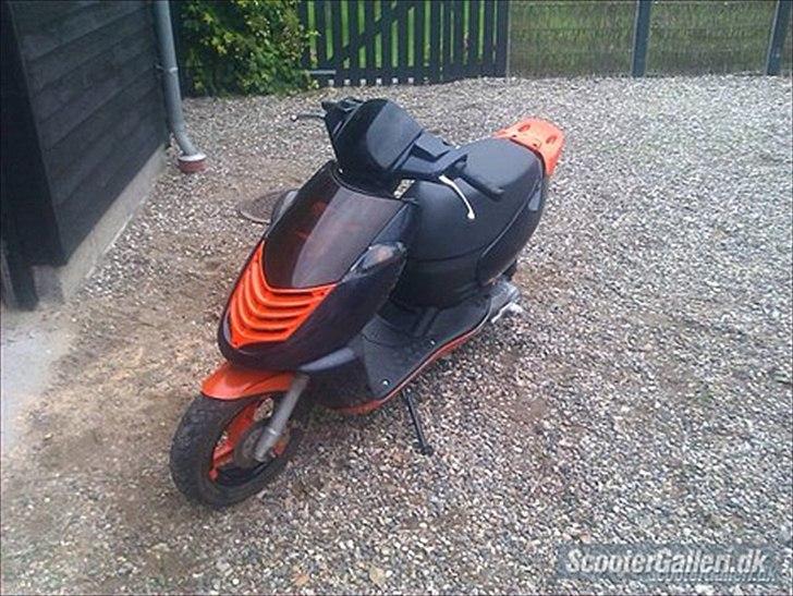 Aprilia sonic SOLGT - nye billeder kommer når vejret er til det :) billede 2