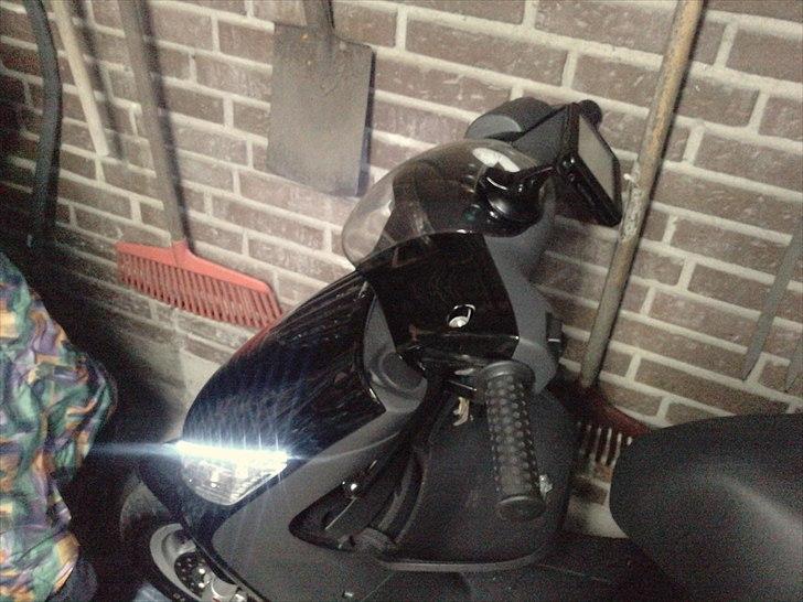 Piaggio new zip 4t  - BEMÆRK: GPS. billede 7