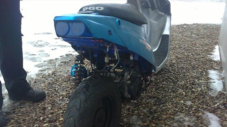 PGO Hot 50 - Udstødningen er lige pillet af billederne er blevet taget :) billede 8