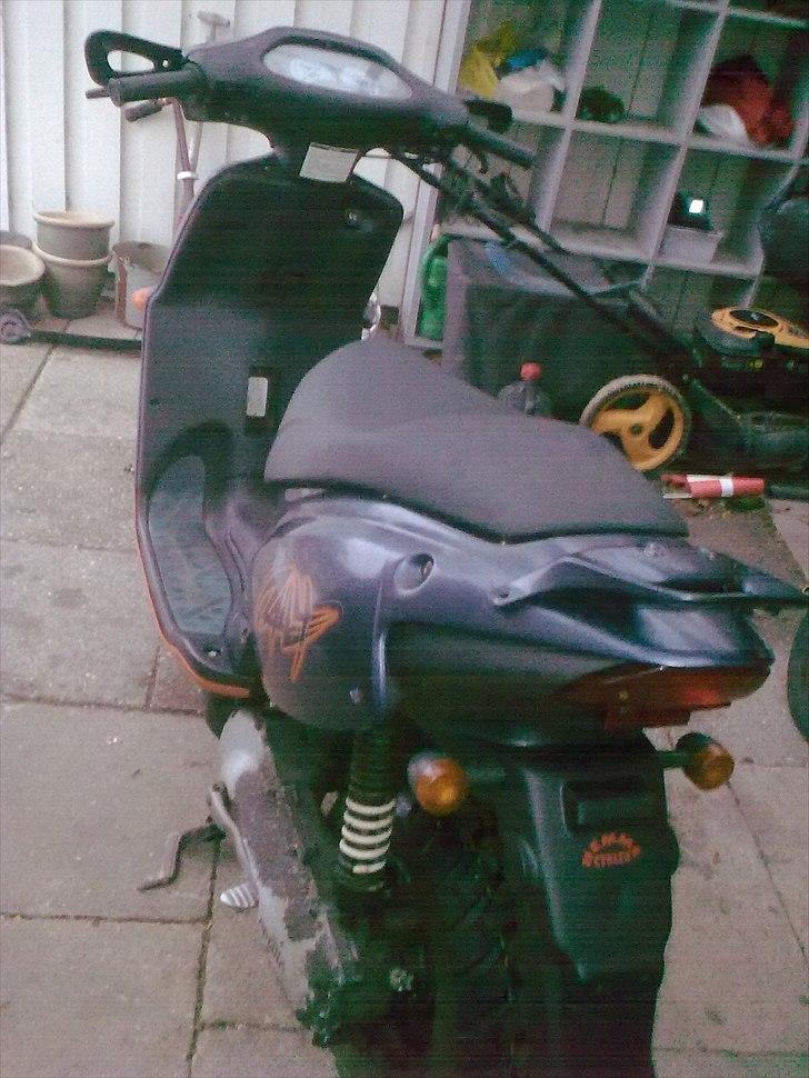 Aprilia rally (solgt) billede 3