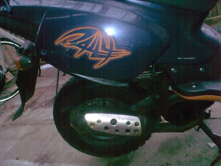 Aprilia rally (solgt) billede 5