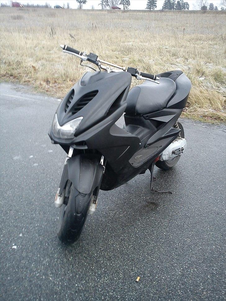 Yamaha Aerox ( SOLGT )  billede 1