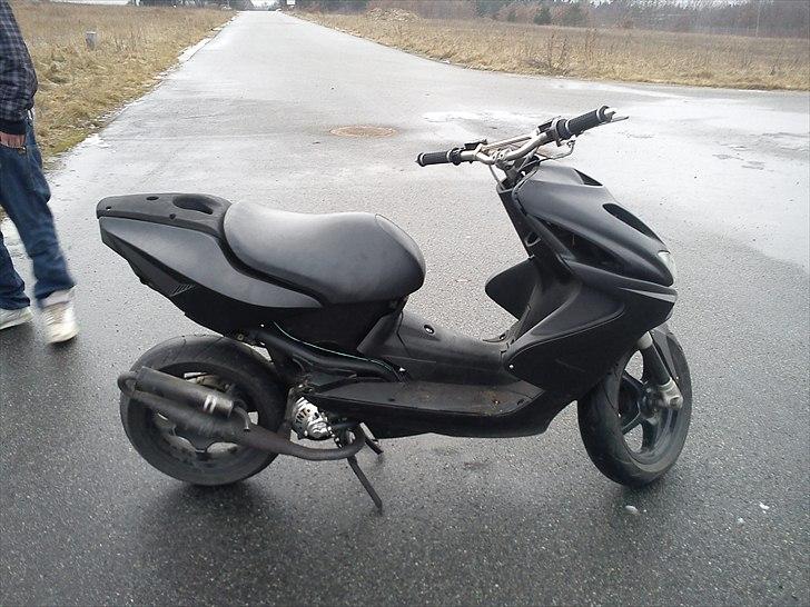 Yamaha Aerox ( SOLGT )  billede 4