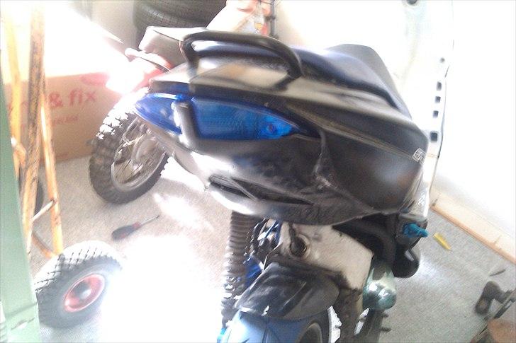 Peugeot speedfight 2 (bella) billede 2