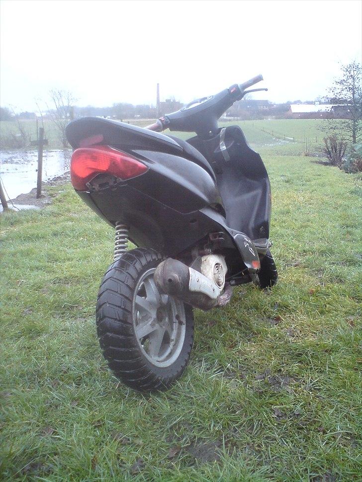 Yamaha jog r solgt  billede 3