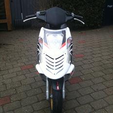 Aprilia sonic