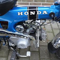 Honda dax