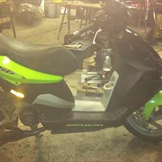 Piaggio nrg power dt