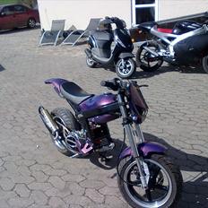 Suzuki street magic solgt