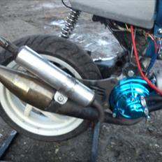 Aprilia fz/sr 50 LC solgt