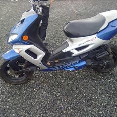 Peugeot speedfight 2 