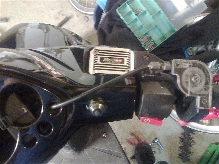 Yamaha jog r PATA NEGRA billede 4