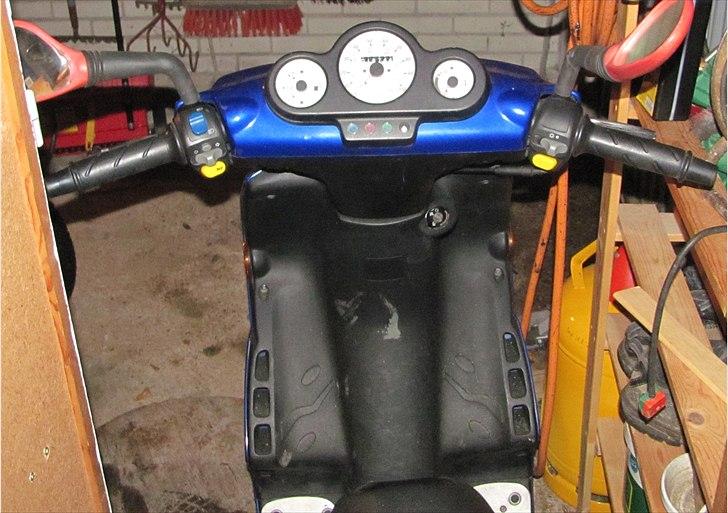 Peugeot SpeedFight 1 Prost LC billede 8