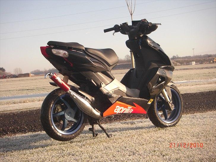 Aprilia SR50 New Factory R billede 5