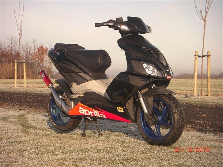 Aprilia SR50 New Factory R billede 8