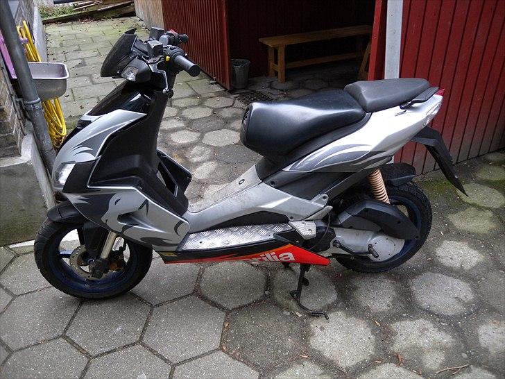 Aprilia sr 50 factory billede 8