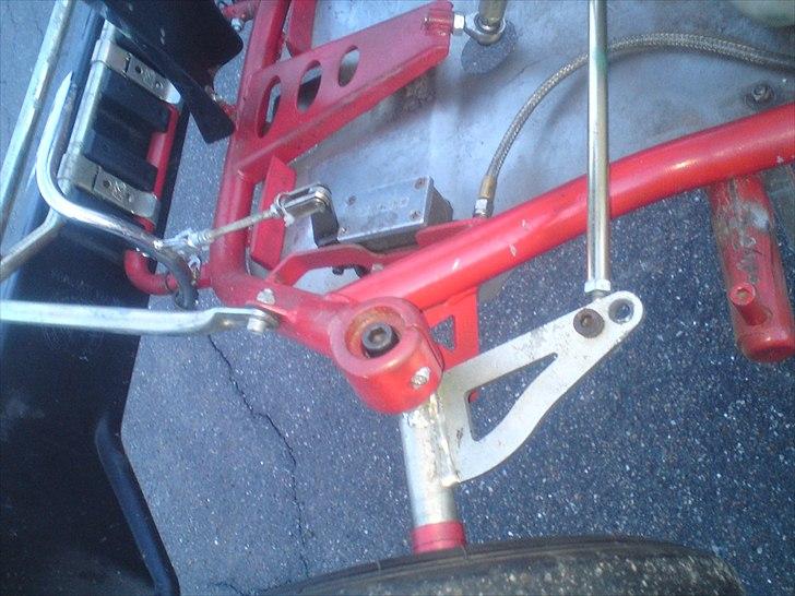 MiniBike Dino 100cc 25hk billede 3