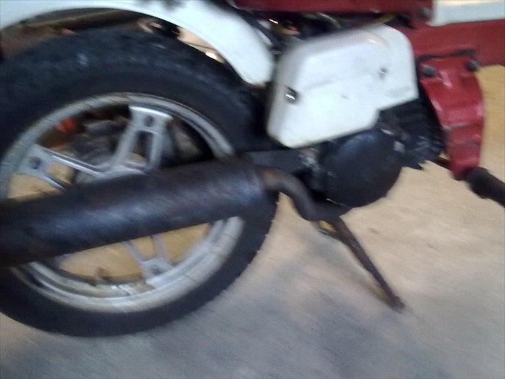 Suzuki FZ 50 (solgt) billede 6