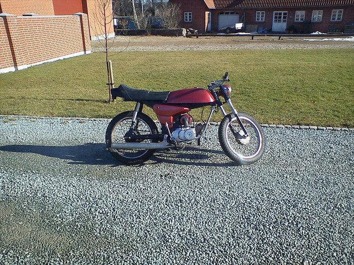 Suzuki K50 *solgt* - Mangler forskærm på billedet.. billede 1