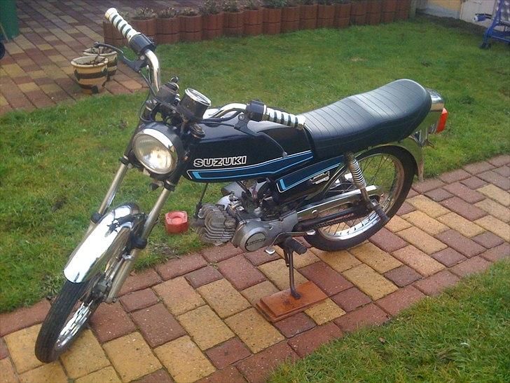 Suzuki Samurai DM 50 SOLGT  billede 1