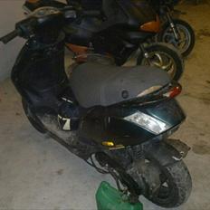 Piaggio New zip ( solgt )