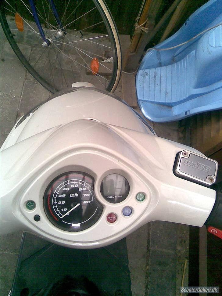 Yamaha jog r billede 6