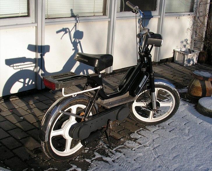 Vespa Bravo SOLGT billede 2
