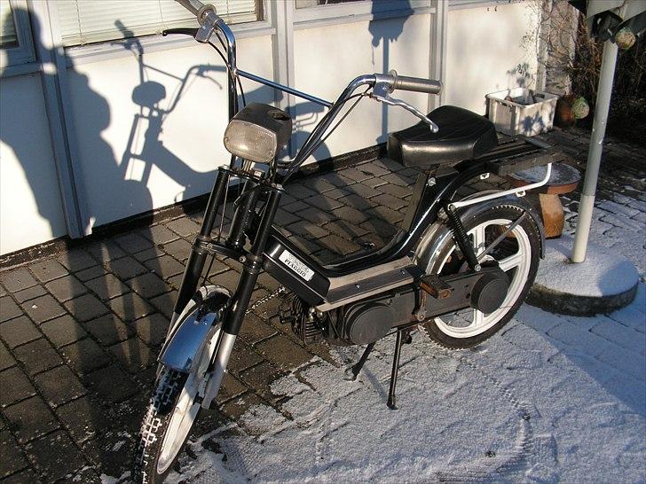 Vespa Bravo SOLGT billede 4