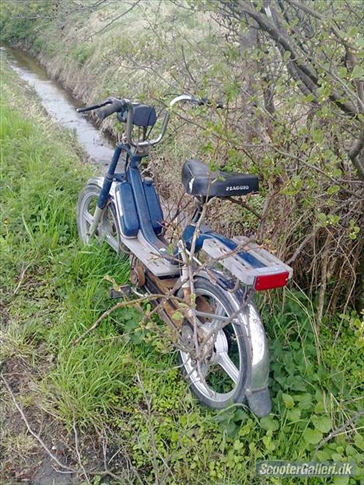 Vespa Bravo SOLGT billede 9