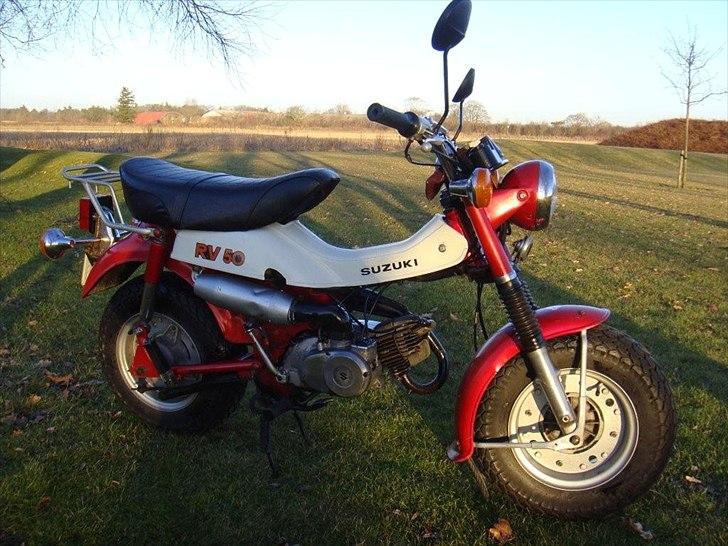 Suzuki RV 50 Solgt billede 5