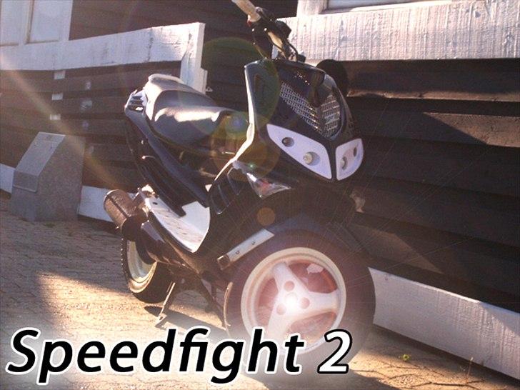 Peugeot Speedfight 2 Black'nWhite SOLGT billede 1