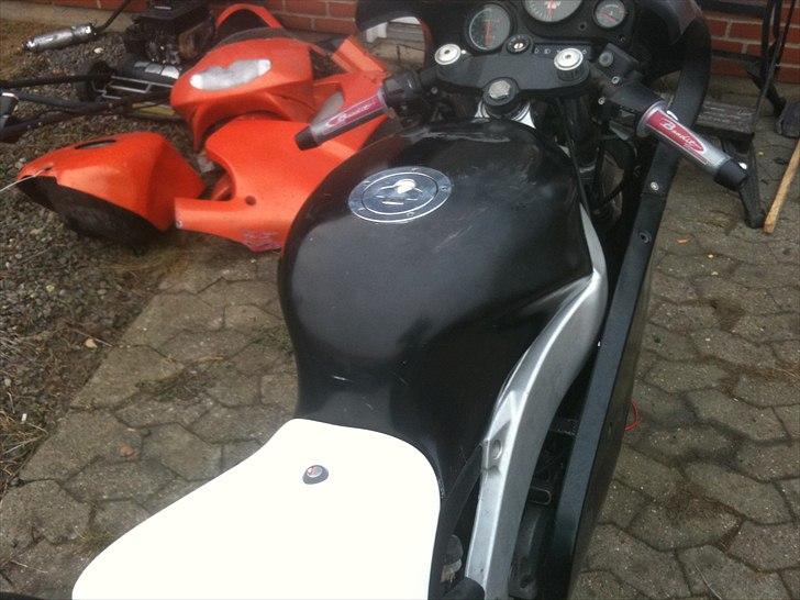 Aprilia RS50 [BYTTET TIL RS50 98] billede 3