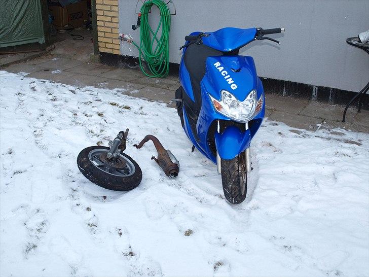 Yamaha jog r  billede 2