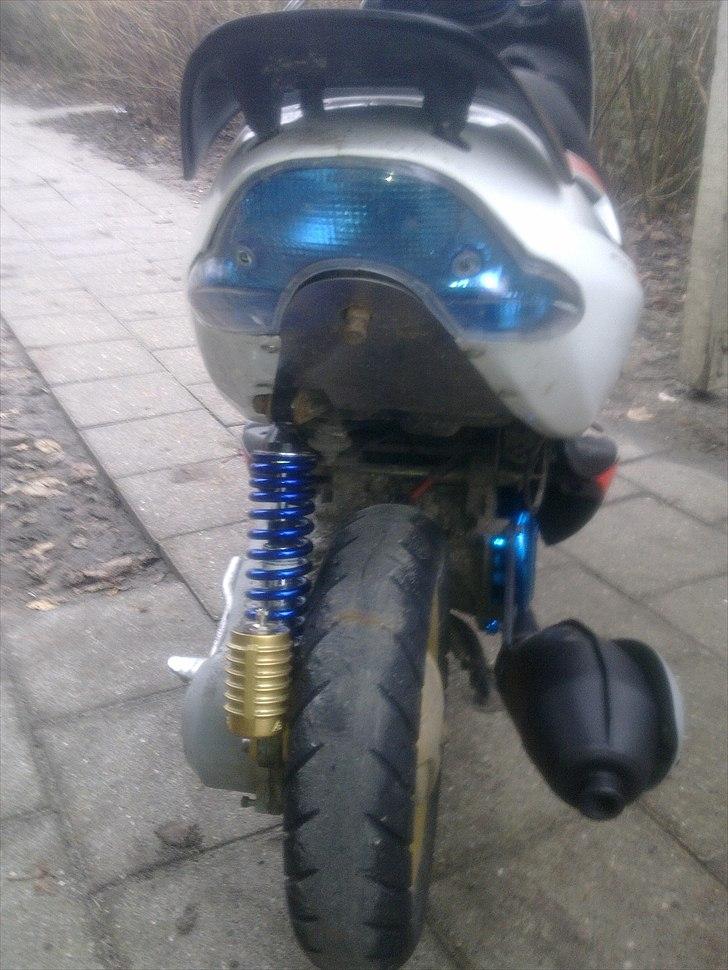 Aprilia solgt billede 3