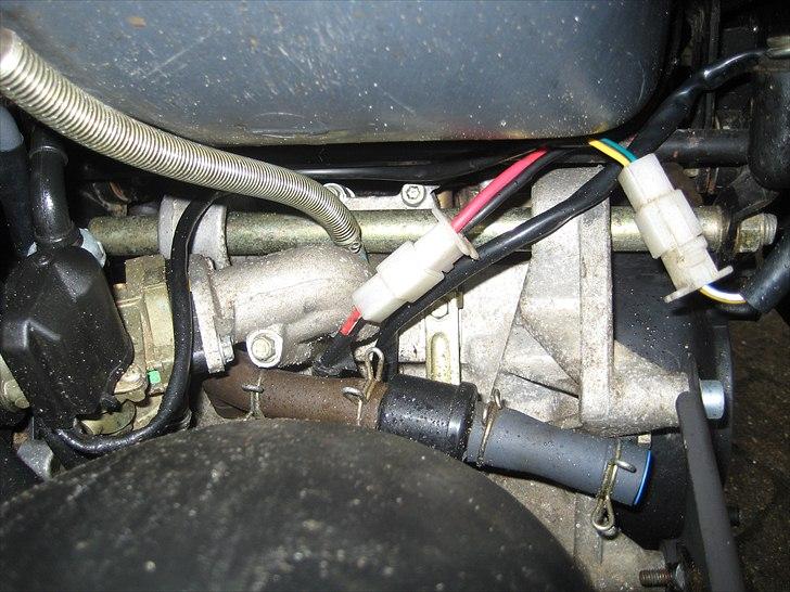 PGO Hot 50, sort/hvid "SOLGT" billede 3