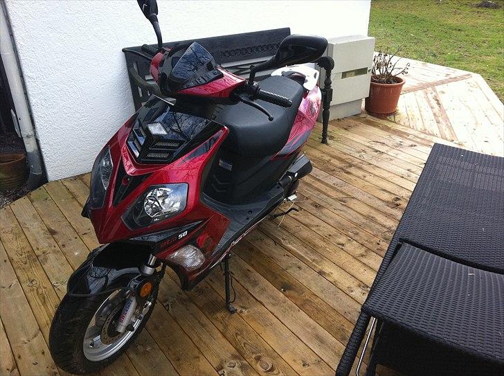 Baotian F3 - Første billed af min første knallert :) billede 1