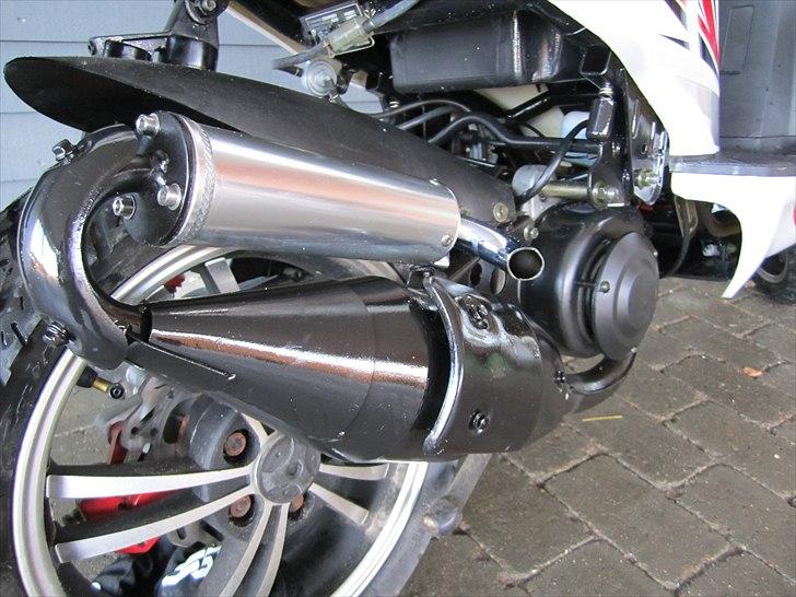 Giantco G-10 (45'er) -= SOLGT =- - Og et af udstødningen..  billede 10